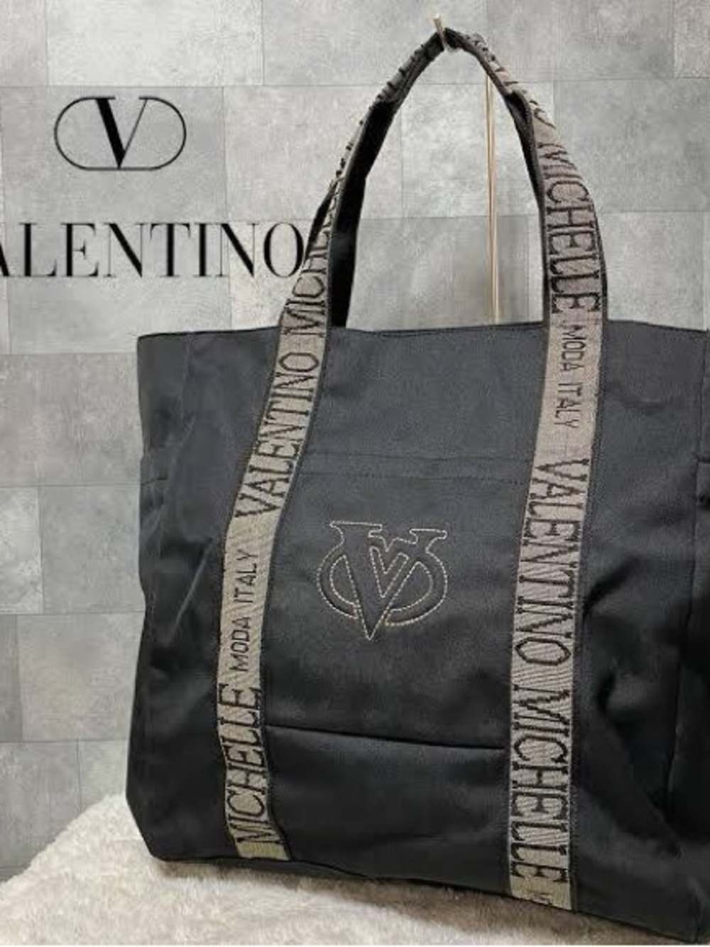 Vintage Valentino Michelle Italy Mode Black Nylon Travel Duffel Weekender Bag